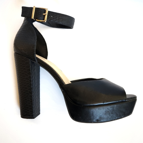 Jessica Simpson Black 5" Heels size 9M - Picture 3 of 10